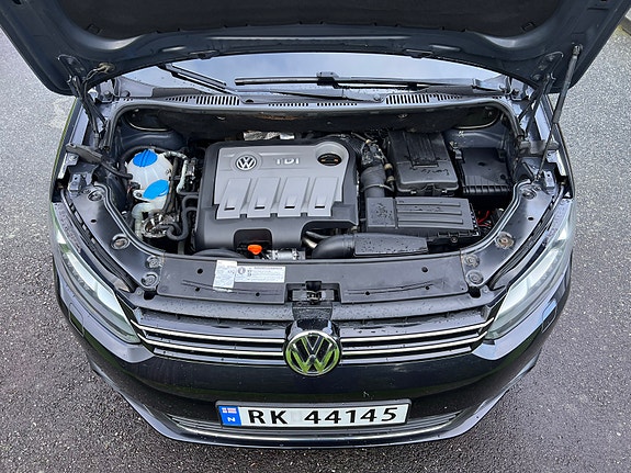 Volkswagen Touran 9 of 20