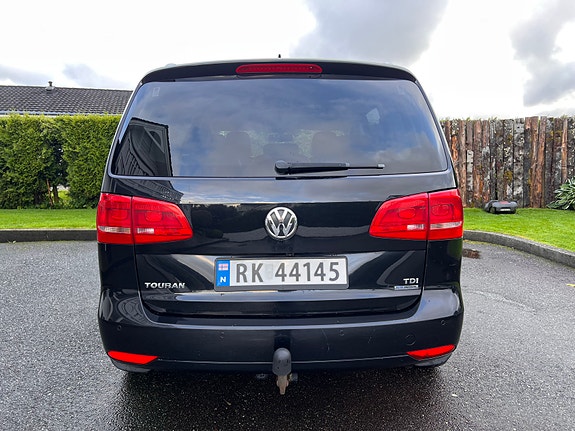 Volkswagen Touran 7 of 20
