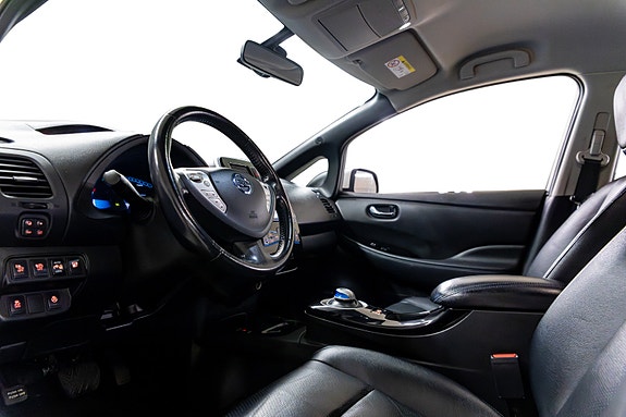 Nissan Leaf 16 of 30