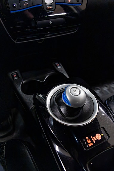 Nissan Leaf 23 of 30