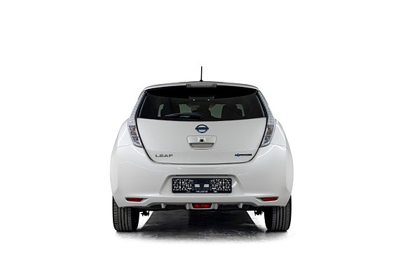 Nissan Leaf 7 of 30