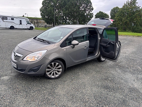 Opel Meriva 2 of 15