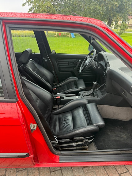 BMW 318i 15 of 22