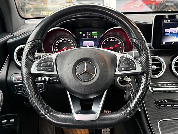 Mercedes-Benz GLC350 e 23 of 30