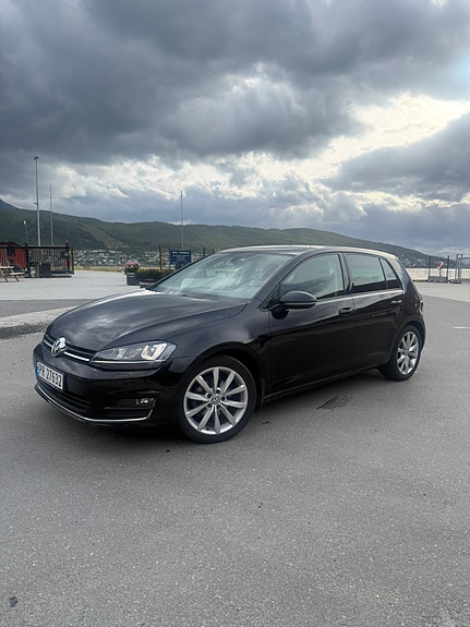 Volkswagen Golf VII 2 of 20