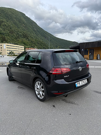 Volkswagen Golf VII 4 of 20