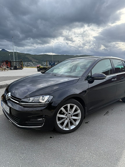 Volkswagen Golf VII 17 of 20