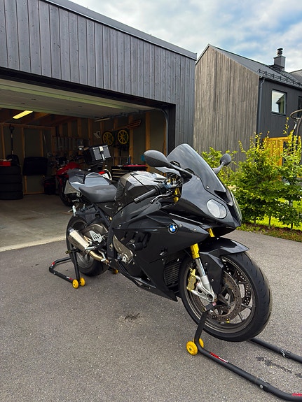 BMW S 1000 RR 7 of 12
