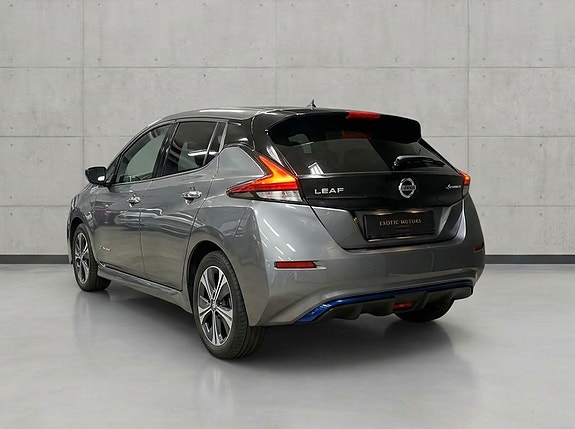Nissan Leaf 2 of 28