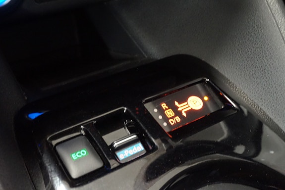 Nissan Leaf 26 of 28