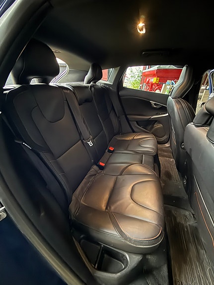 Volvo V40 5 of 10