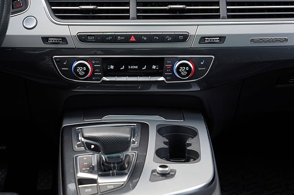 Audi Q7 17 of 30