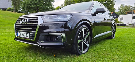 Audi Q7 7 of 30