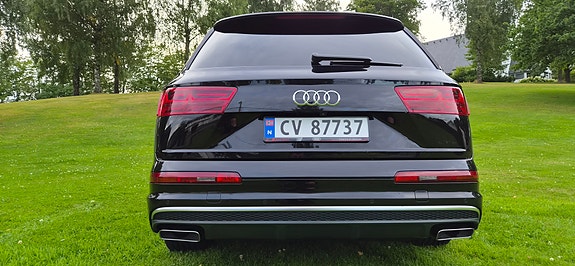 Audi Q7 12 of 30