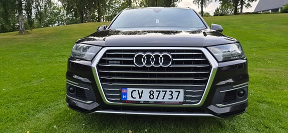 Audi Q7 6 of 30