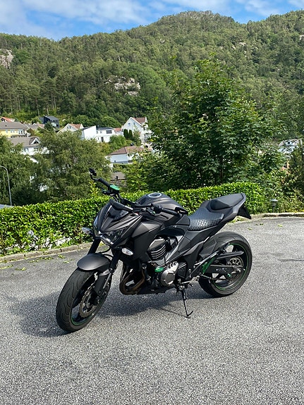 Kawasaki Z 800 4 of 8