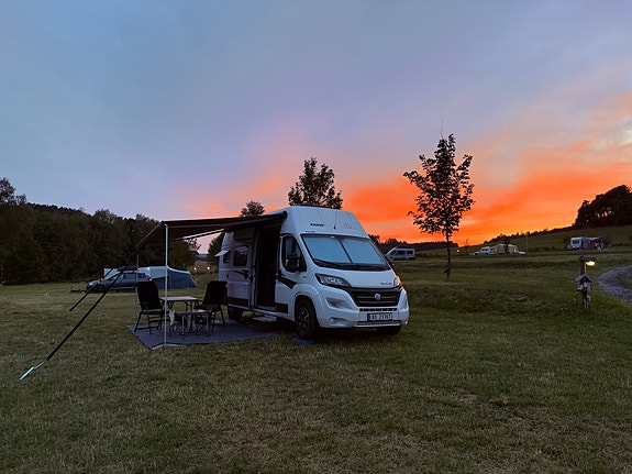 Knaus BoxLife 630 ME - Perfekt familiebobil - Dobbel køyeseng - 2x Isofix - Automat - Lav km 5 of 30