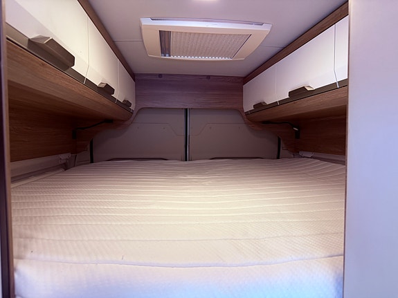 Knaus BoxLife 630 ME - Perfekt familiebobil - Dobbel køyeseng - 2x Isofix - Automat - Lav km 23 of 30