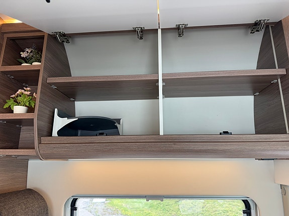 Knaus BoxLife 630 ME - Perfekt familiebobil - Dobbel køyeseng - 2x Isofix - Automat - Lav km 18 of 30