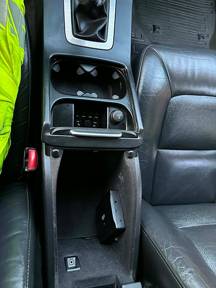 Volvo V70 11 of 17