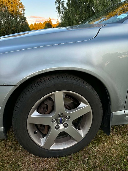 Volvo V70 13 of 17