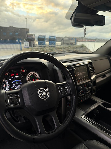 Dodge RAM 28 of 30