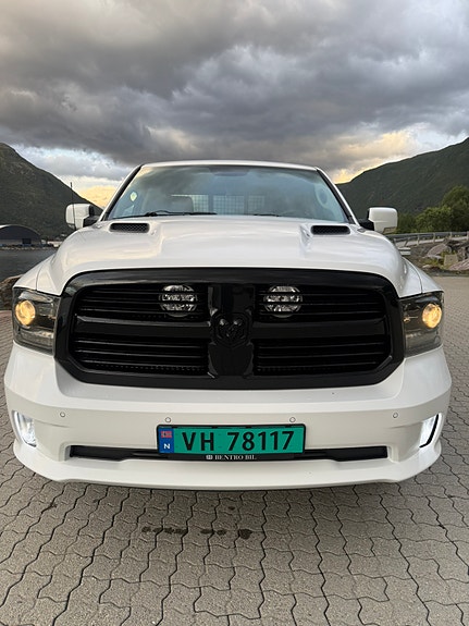 Dodge RAM 16 of 30