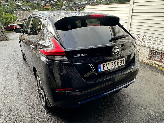Nissan Leaf 6 of 14