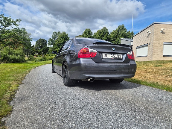 BMW 316i 4 of 11