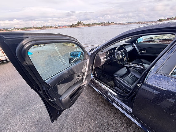 BMW 540i 11 of 20