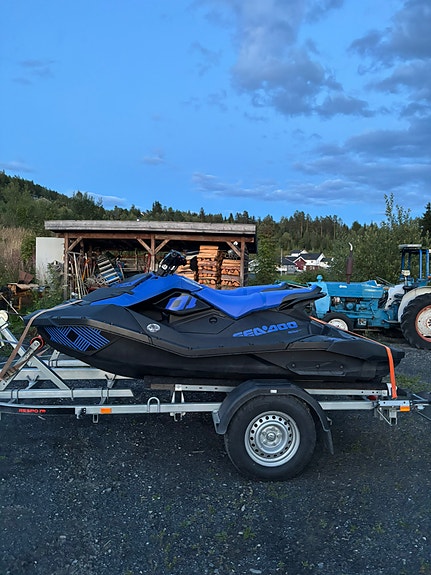 Seadoo spark trix 3 up 4 of 4