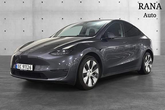 Tesla Model Y 2 of 23