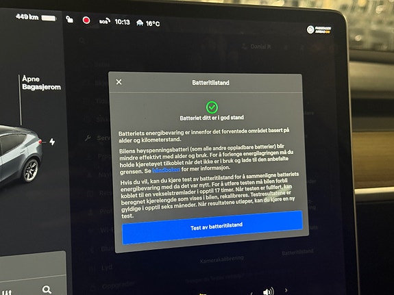 Tesla Model Y 14 of 23