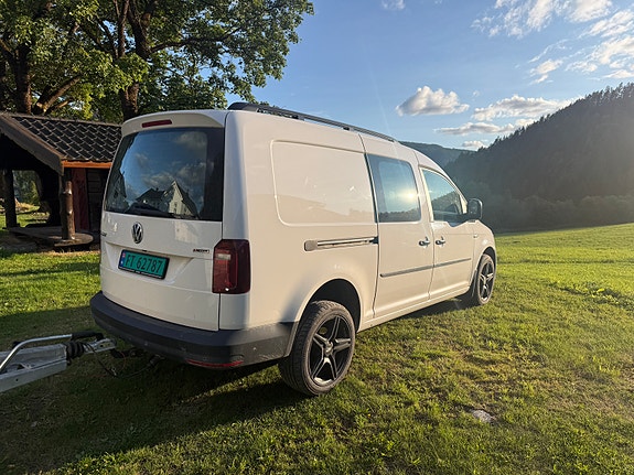 Volkswagen Caddy Maxi 8 of 25