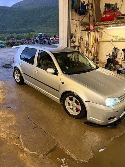 Volkswagen Golf IV 3 of 12