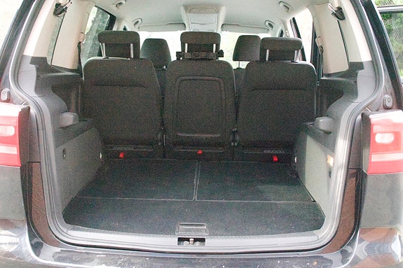 Volkswagen Touran 18 of 29