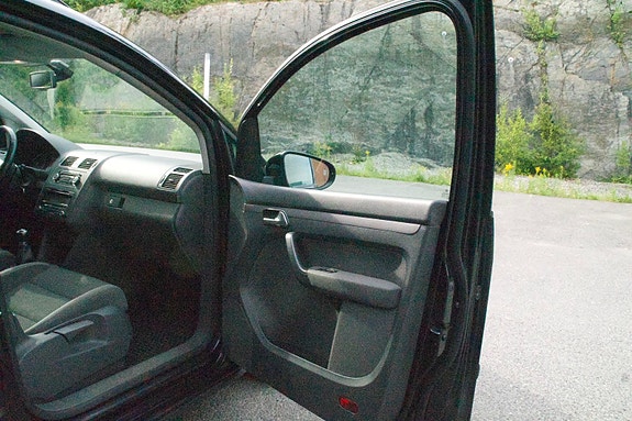 Volkswagen Touran 15 of 29