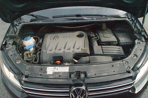 Volkswagen Touran 24 of 29