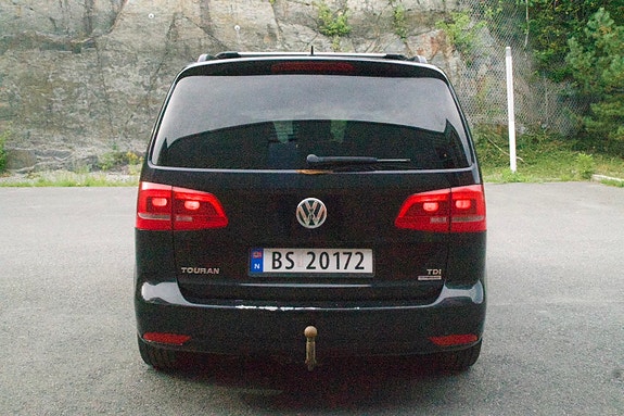 Volkswagen Touran 10 of 29