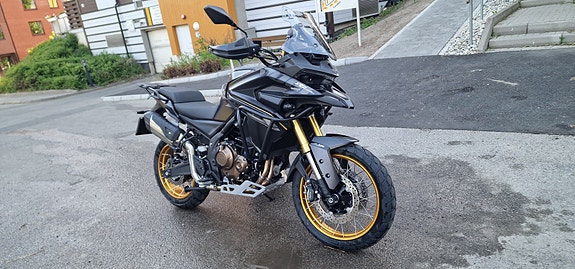 VOGE DS625X 20 of 20