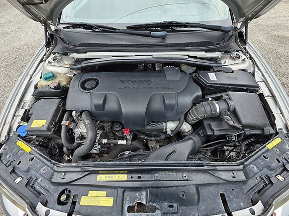 Volvo V70 13 of 30