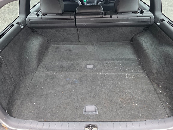 Volvo V70 15 of 30