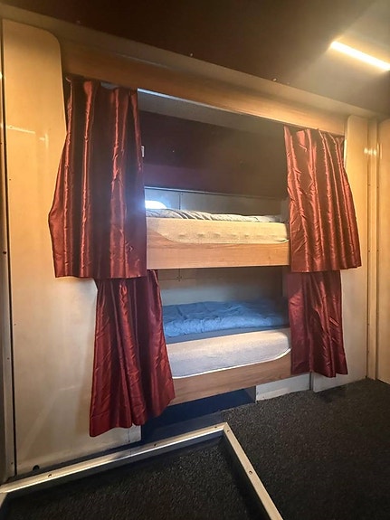 Setra S 431 DT Master. Tour/Artist/Nightliner 17 of 30