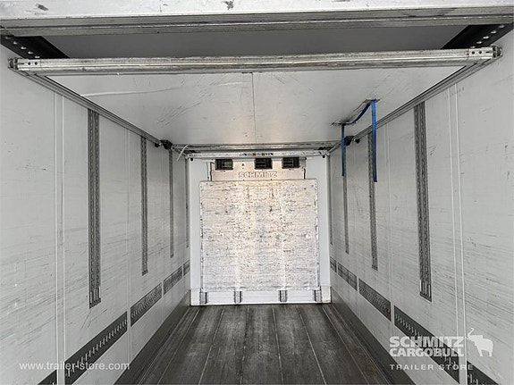 Schmitz Cargobull Reefer Multitemp 8 of 14