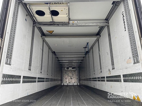 Schmitz Cargobull Reefer Multitemp 3 of 14