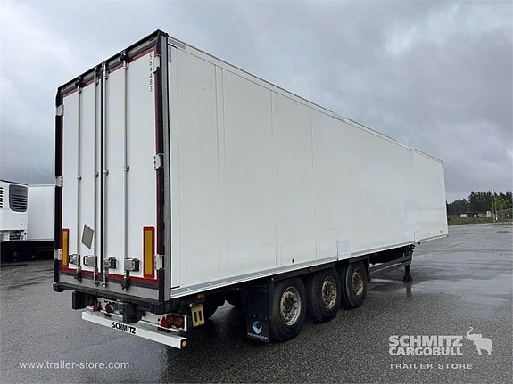 Schmitz Cargobull Reefer Multitemp 2 of 14
