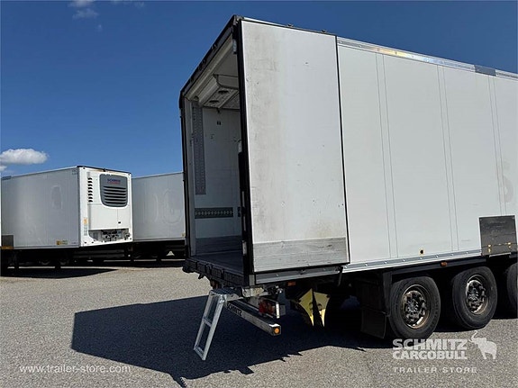Schmitz Cargobull Reefer Multitemp 9 of 14