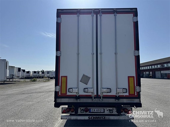 Schmitz Cargobull Reefer Multitemp 7 of 15