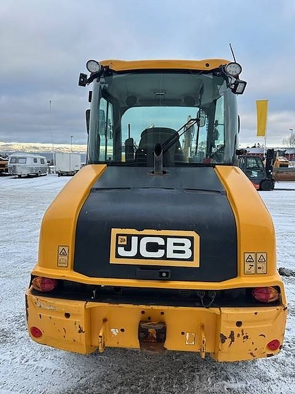 JCB 407 3 of 11