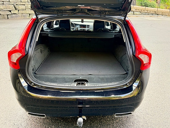 Volvo V60 16 of 30